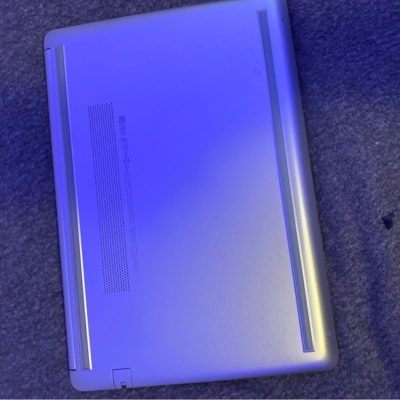 Hp Laptop 14 Amd Ryzen 3 3200U - Picture 5 of 5